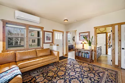 353 E Aspenwood Avenue, Sisters, OR 97759 - Photo 5