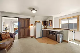 353 E Aspenwood Ave, Sisters, OR 97759 - Photo 23