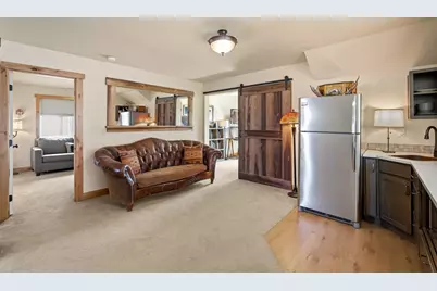 353 E Aspenwood Avenue, Sisters, OR 97759 - Photo 23