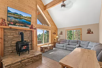 2042 Hyatt Prairie Road, Ashland, OR 97520 - Photo 13