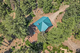 2042 Hyatt Prairie Rd, Ashland, OR 97520 - Photo 39