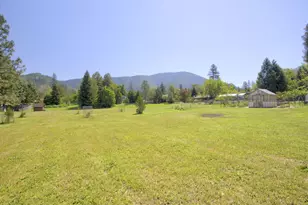 258 Walker Rd, Grants Pass, OR 97527 - Photo 35