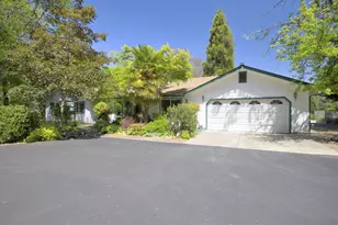 258 Walker Rd, Grants Pass, OR 97527 - Photo 3