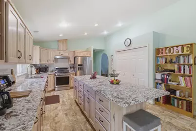 258 Walker Road, Grants Pass, OR 97527 - Photo 7