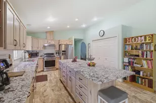 258 Walker Rd, Grants Pass, OR 97527 - Photo 7