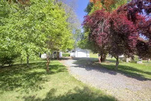258 Walker Rd, Grants Pass, OR 97527 - Photo 27