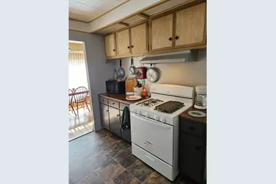 4000 Round Lake Road #SPC 12, Klamath Falls, OR 97601 - Photo 11