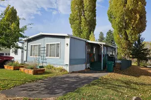 4000 Round Lake Rd, Klamath Falls, OR 97601 - Photo 3