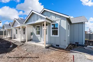 200 Gangnes Dr, Talent, OR 97540 - Photo 5
