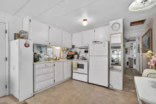 2252 Table Rock Rd, Medford, OR 97501 - Photo 9