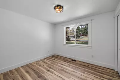 61114 Deer Valley Drive, Bend, OR 97702 - Photo 19