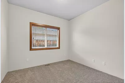 1621 Monarch Lane, Medford, OR 97504 - Photo 17