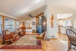 70064 Appaloosa Dr, Sisters, OR 97759 - Photo 7