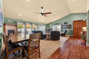 1141 S Creekside Dr, Sisters, OR 97759 - Photo 15