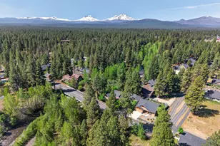 1141 S Creekside Dr, Sisters, OR 97759 - Photo 61