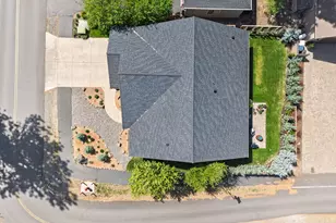 1141 S Creekside Dr, Sisters, OR 97759 - Photo 53