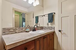 1141 S Creekside Dr, Sisters, OR 97759 - Photo 31