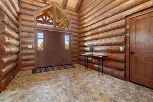 18204 Fadjur Ln, Sisters, OR 97759 - Photo 9