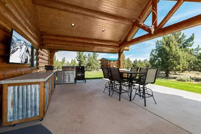18204 Fadjur Lane, Sisters, OR 97759 - Photo 9
