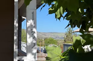 1335 Lakeview Ave, Klamath Falls, OR 97601 - Photo 3
