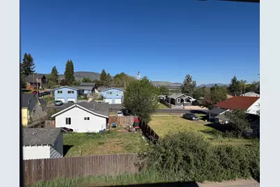 1335 Lakeview Avenue, Klamath Falls, OR 97601 - Photo 41