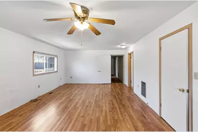 1335 Lakeview Avenue, Klamath Falls, OR 97601 - Photo 27