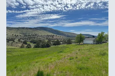 1839 Melanie Court, Klamath Falls, OR 97601 - Photo 5
