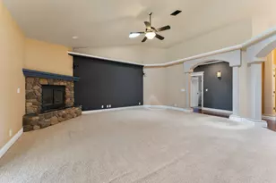 2310 Haviland Dr, Grants Pass, OR 97527 - Photo 7
