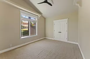 2310 Haviland Dr, Grants Pass, OR 97527 - Photo 21