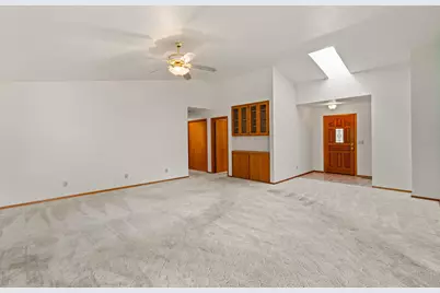 1007 NW Regent Drive, Grants Pass, OR 97526 - Photo 7