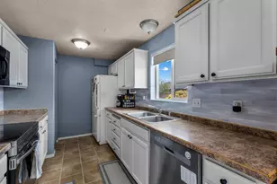 648 NE Cougar Loop, Prineville, OR 97754 - Photo 11