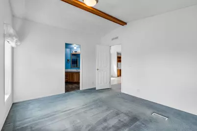 215 SE J Street, Madras, OR 97741 - Photo 23