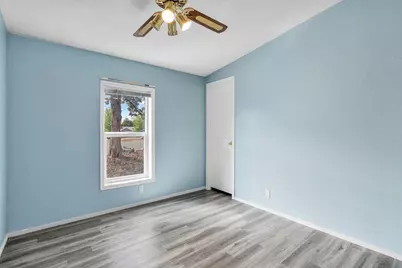 215 SE J Street, Madras, OR 97741 - Photo 29