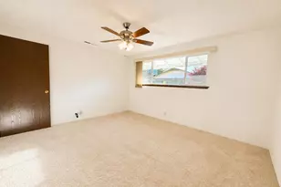 734 Brookside Cir, Rogue River, OR 97537 - Photo 9