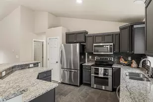 16050 Dick Rd, La Pine, OR 97739 - Photo 15