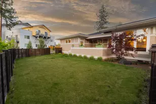 2234 NW Lemhi Pass Dr, Bend, OR 97701 - Photo 3