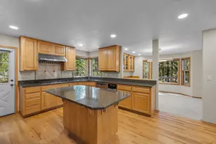 2999 NW Three Sisters, Bend, OR 97703 - Photo 9