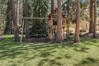2999 NW Three Sisters, Bend, OR 97703 - Photo 41