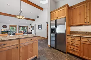 70800 Samphire, Black Butte Ranch, OR 97759 - Photo 15