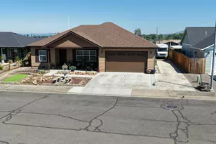 412 Barnum Dr, Phoenix, OR 97535 - Photo 31