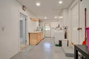 1545 Old Stage, Medford, OR 97502 - Photo 43