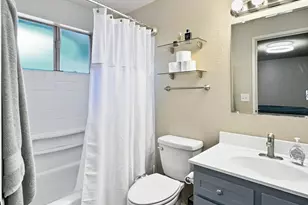2190 Crestbrook Rd, Medford, OR 97504 - Photo 19