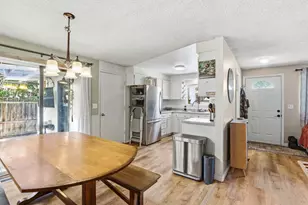 2190 Crestbrook Rd, Medford, OR 97504 - Photo 9