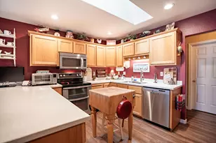 1886 NE Curtis Dr, Bend, OR 97701 - Photo 15
