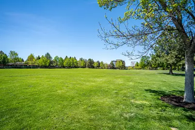 1886 NE Curtis Drive, Bend, OR 97701 - Photo 33