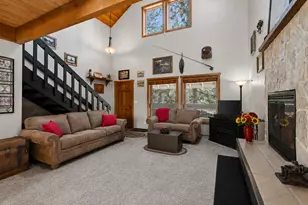 57803 Mt Rainier Ln, Sunriver, OR 97707 - Photo 5