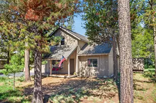 57803 Mt Rainier Ln, Sunriver, OR 97707 - Photo 1