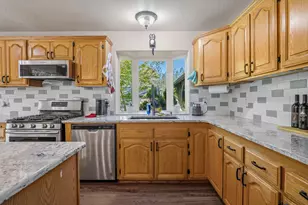 345 Ponderosa Ln, Grants Pass, OR 97527 - Photo 13