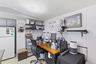 4729 S Pacific Highway #UNIT 4, Phoenix, OR 97535 - Photo 9