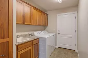 172 SE Yorktown Dr, Grants Pass, OR 97527 - Photo 15